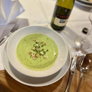 Wild garlic cream soup as part of a 3-course meal at the Erber restaurant
